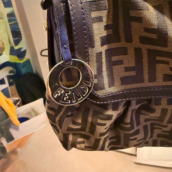 Fendi Zucca classic shoulder bag - Picture 7 of 7